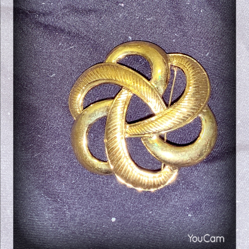 Monet gold brooch